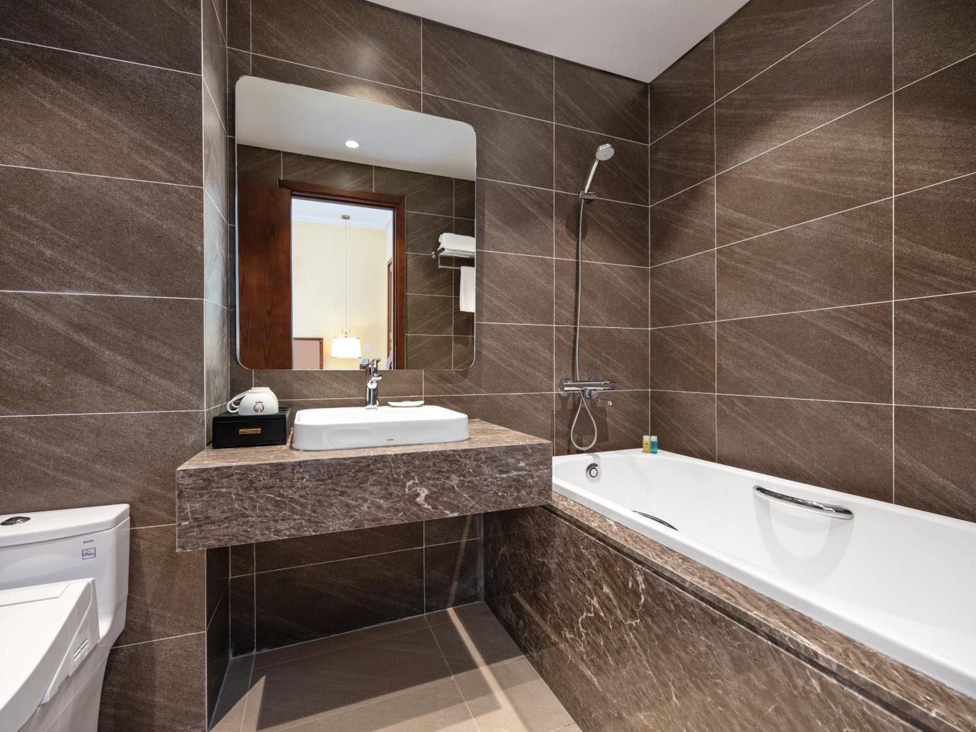 Nesta Hotel & Spa Ханой Екстер'єр фото